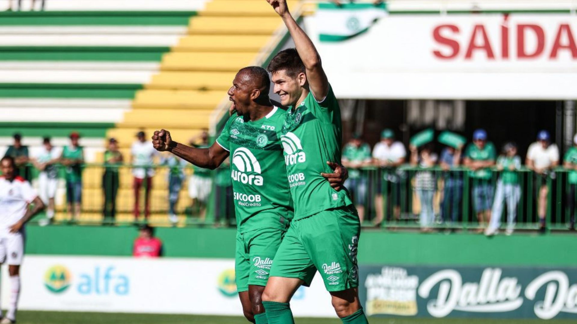 Chapecoense vence Concórdia e larga em vantagem na semifinal da Copa Santa Catarina