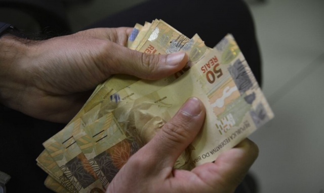 Caixa paga Bolsa Família a beneficiários com NIS final 6