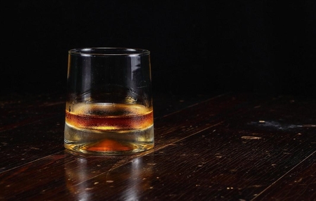 Entenda como fomepizol age no corpo para tratar intoxicações por metanol