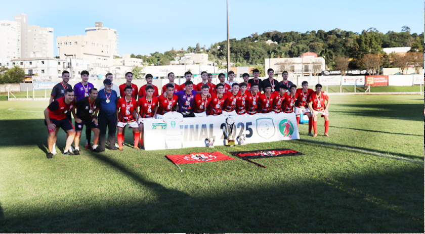 CRM é campeão do Regional de Amadores Sub-18 com goleada sobre o Ipanema