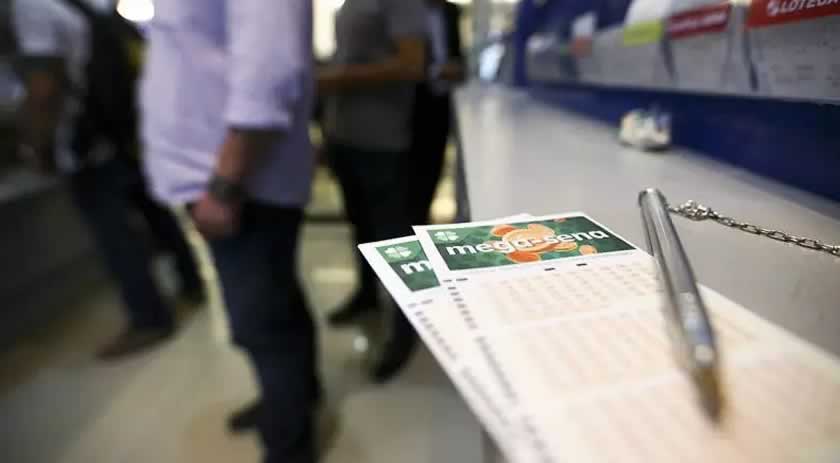 Cinco sortudos de SC faturam mais de R$ 22 mil na Mega-Sena