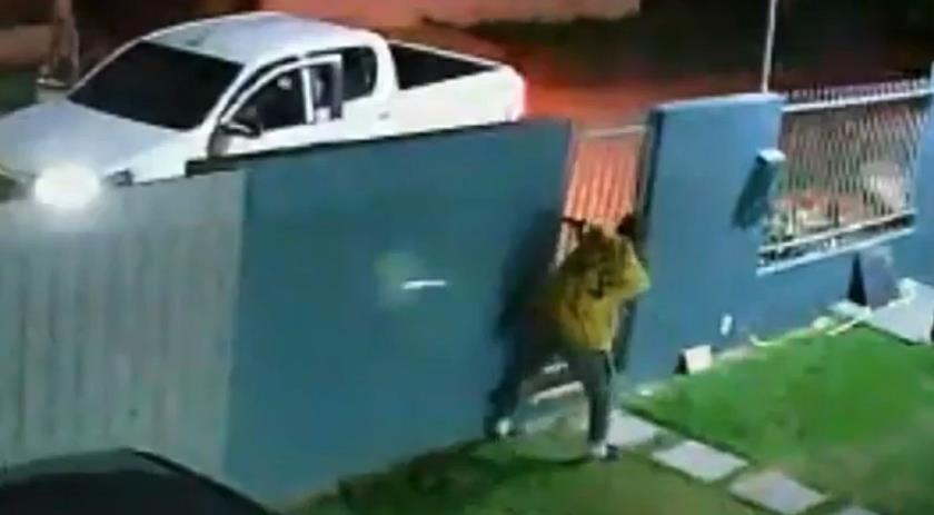 Vídeo de monitoramento flagra tiroteio que resultou na morte de Diego Pimentel