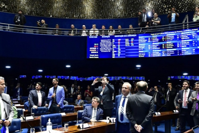 Senado aprova Desenrola Brasil