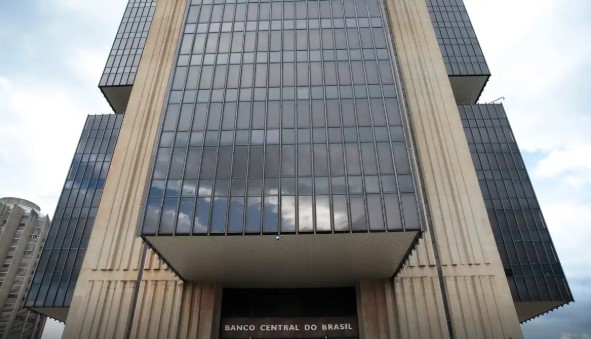 Bancos Centrais do Brasil e da China assinam acordo de troca de moedas