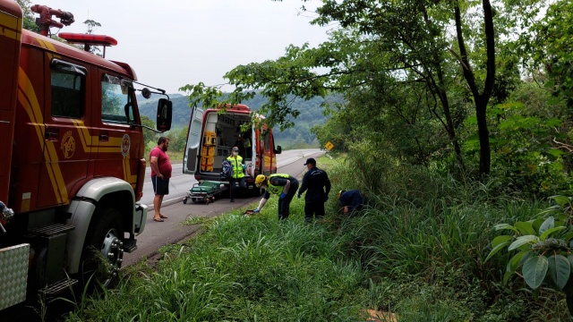 Condutor abandona veículo após acidente na SC-163