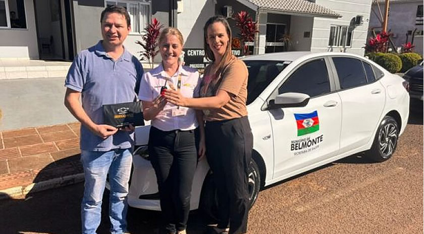 Secretaria Municipal de Saúde recebe novo veículo