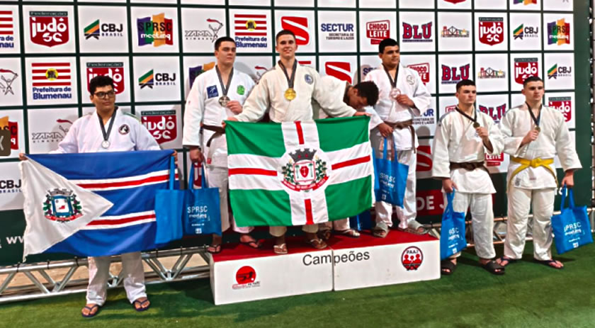 Atleta de São Miguel do Oeste coleciona títulos em sequência no Judô e Jiu-Jitsu