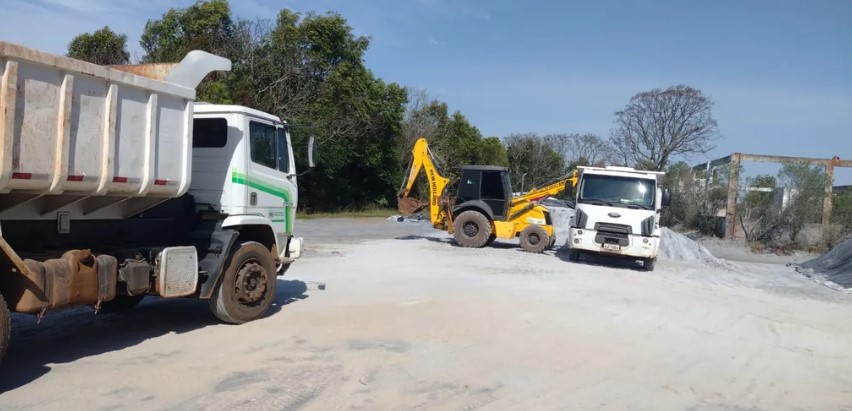 Guarujá do Sul: Programa Troca-Troca entrega mais de 220 toneladas de calcário a agricultores