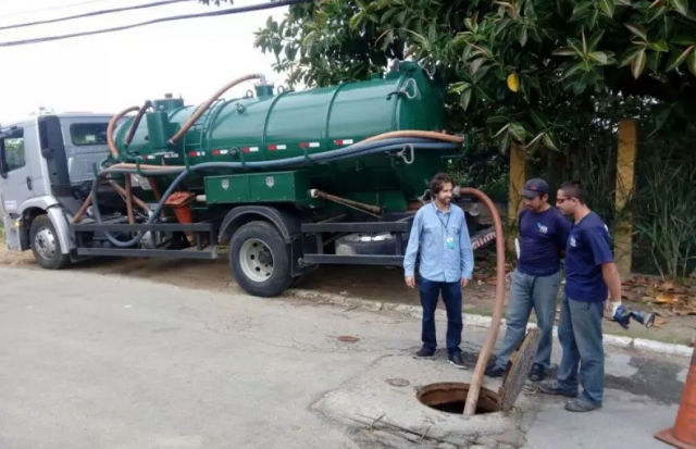 Casan inicia cobrança pelo programa de limpeza de fossas em seis municípios do Extremo-Oeste