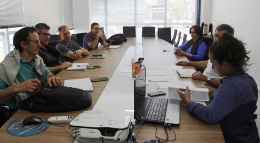 Coordenação do projeto Plantando Água debate próximos passos no Extremo Oeste