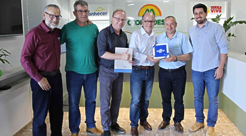 Sebrae/SC destaca avanços no empreendedorismo e agronegócio em visita ao Extremo Oeste