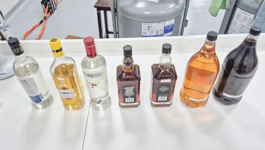 Polícia fecha fábrica que adulterava bebidas em São Bernardo do Campo