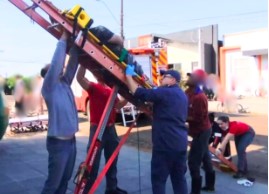 Trabalhador fica ferido após queda em obra