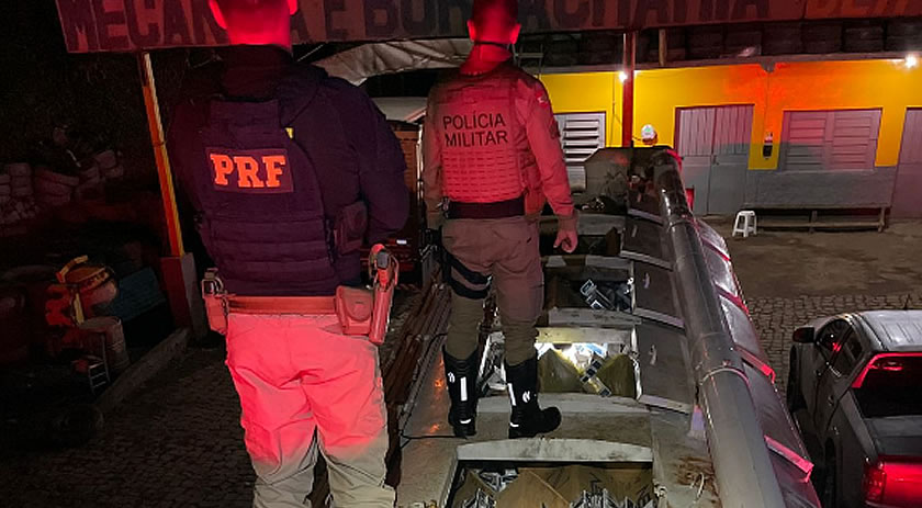 Caminhão é apreendido com mais de 200 mil maços de cigarros em Ponte Serrada