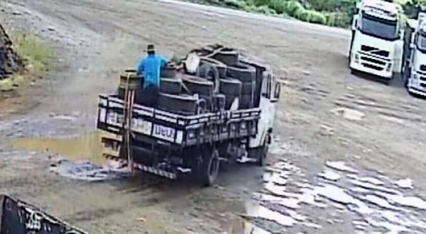 Homem que furtou pneus de borracharia em Concórdia é preso na BR 480