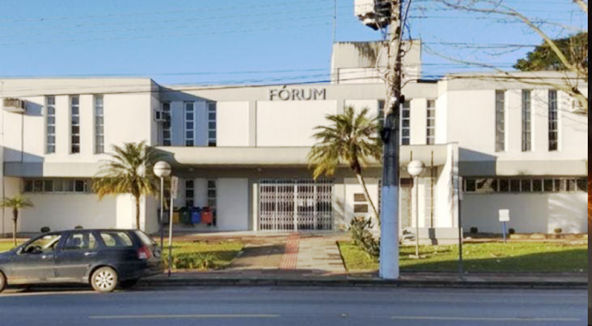 Inquilino incendeia casa após ordem de despejo e é condenado em SC