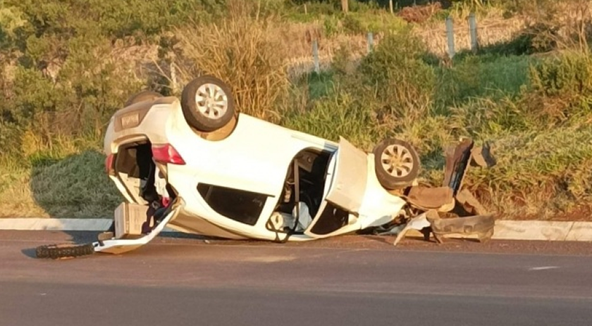 Em Flor do Sertão, motorista foge depois de causar acidente na BR 282