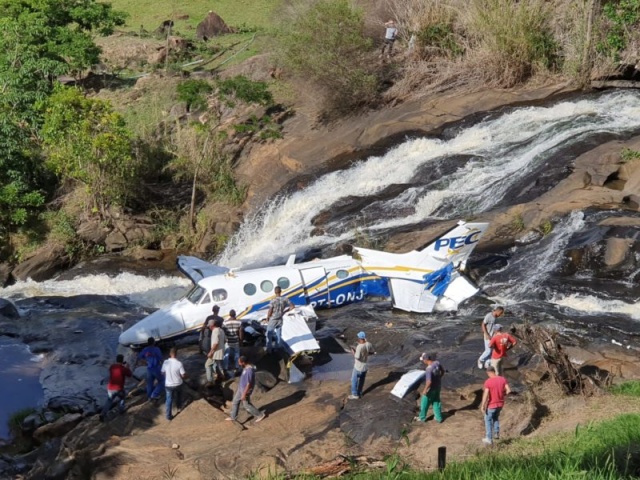 Por que todos a bordo do avião de Marília morreram, apesar de aeronave ter poucos danos?