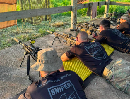 Delegado da Polícia Civil de SC se forma como sniper em curso de elite no Rio de Janeiro