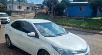 Criança de 11 anos é atropelada por carro
