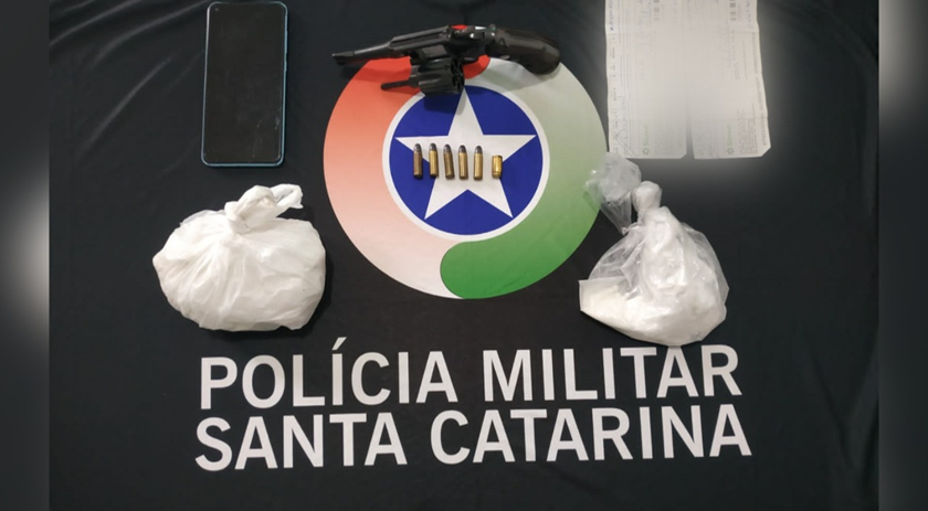 Empresário é preso por tráfico de drogas e posse irregular de arma de fogo