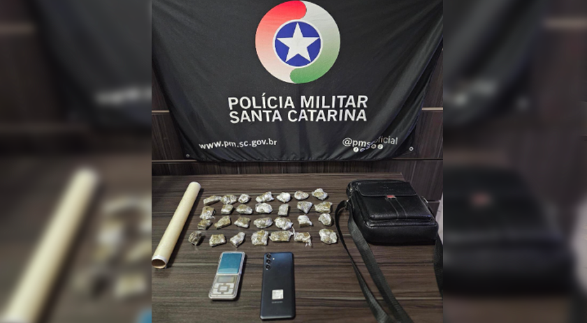 PM localiza droga em residência e suspeito é detido