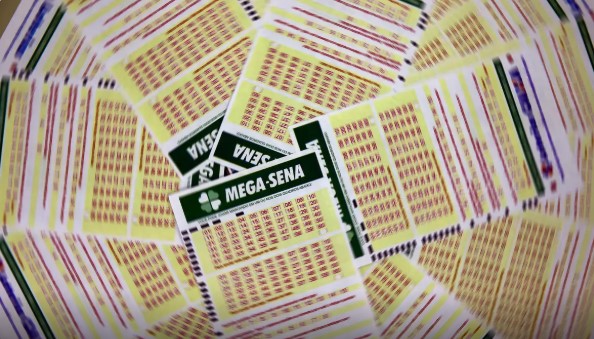 Mega-Sena acumula e prêmio principal vai para R$ 27 milhões