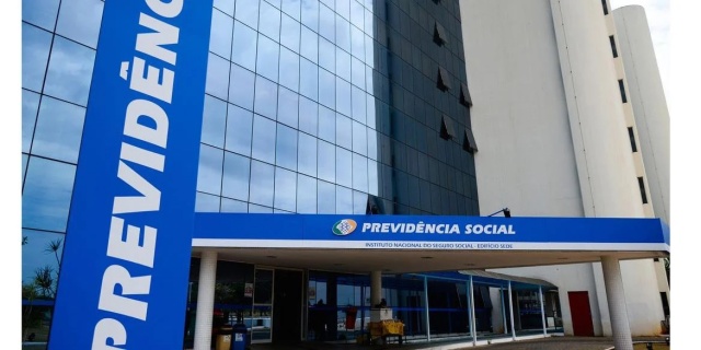 STF pode julgar nesta quarta-feira recurso sobre “revisão da vida toda” do INSS