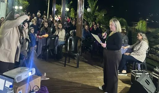 Cerca de 180 mulheres participam de evento alusivo ao Agosto Lilás