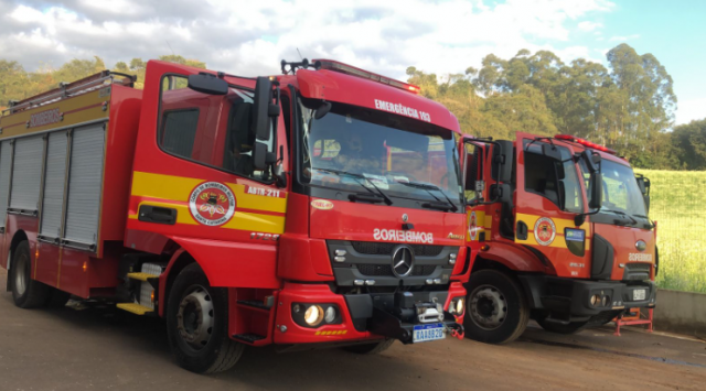 Incêndio em equipamento de empresa é rapidamente controlado
