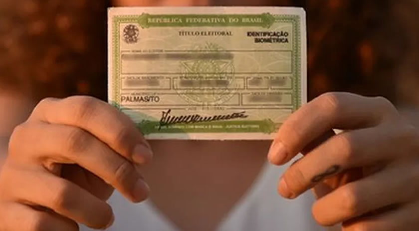 Prazo para tirar o título de eleitor para todos que tenham 16 anos até o dia da eleição vai até 4 de maio