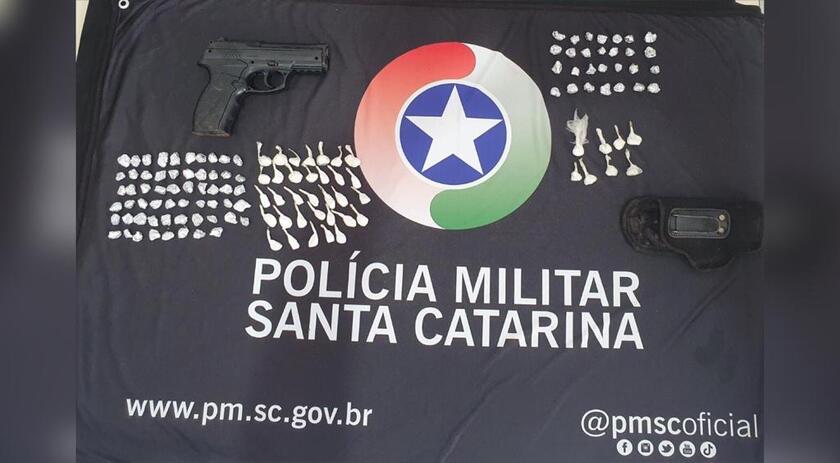 Adolescente é apreendido por tráfico de drogas