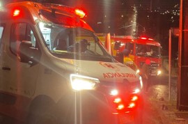Homem é conduzido ao Hospital após colisão envolvendo carro e moto