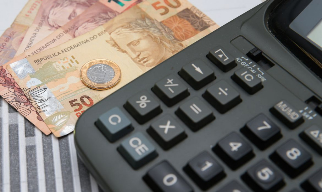 Contas públicas federais têm superávit primário por mais de R$ 10 bilhões