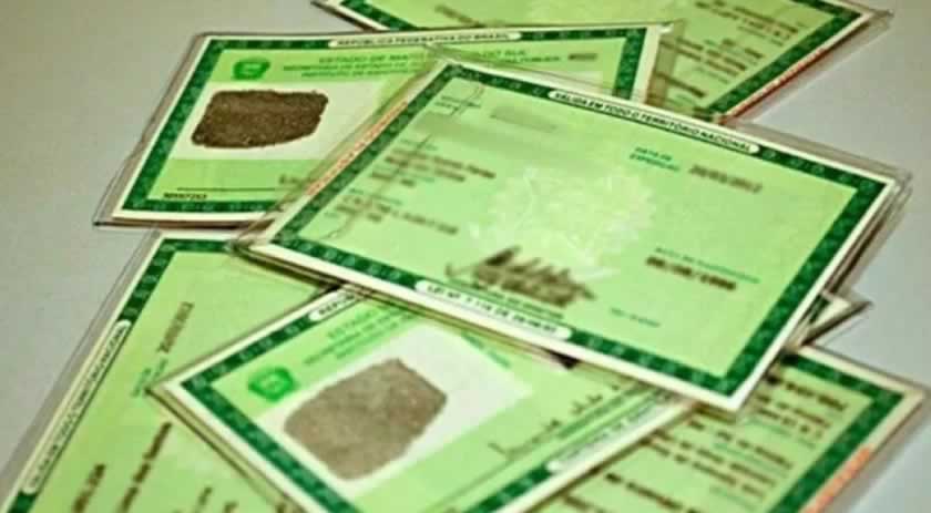 Mulher que utilizou 11 identidades falsas em uma década é condenada em SC