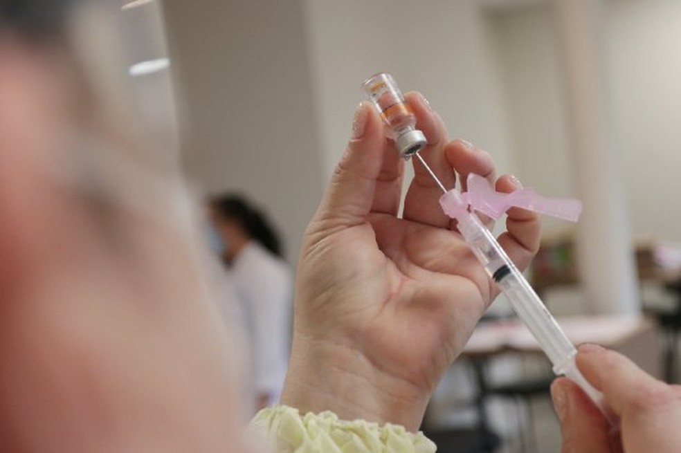 Covid-19: MP de SC vai exigir vacinação de servidores em trabalho presencial