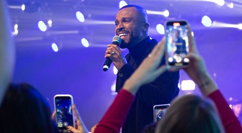Efapi 2025 soma mais de 121 mil visitantes e promete noite de pagonejo com Alexandre Pires nesta terça-feira