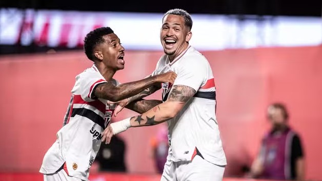 Em noite de Luciano, São Paulo reage, vence o Bahia e volta a mirar Libertadores