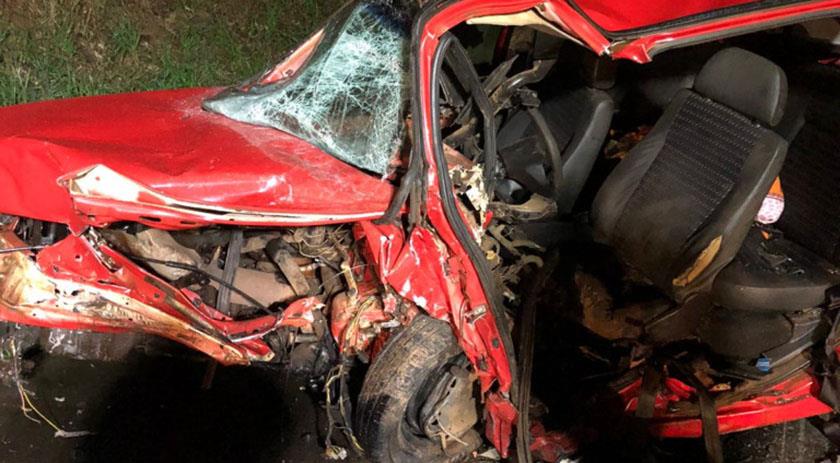 Grave acidente deixa uma pessoa morta e outras duas feridas