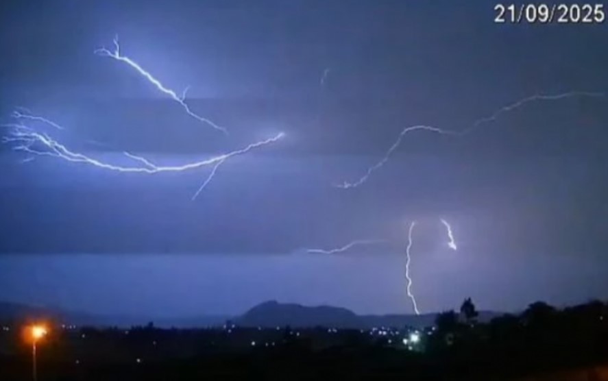 Rio Grande do Sul tem mais de 2.500 raios em 24 horas