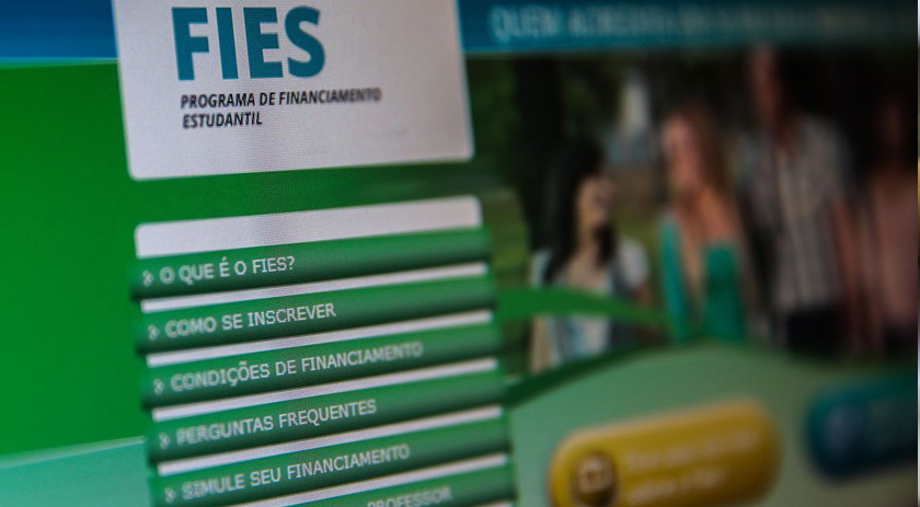 Fies começa a convocar pré-selecionados da lista de espera