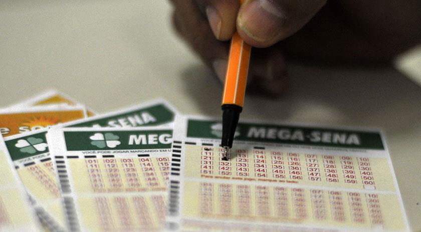 Mega-Sena acumula e próximo concurso deve pagar R$ 100 milhões
