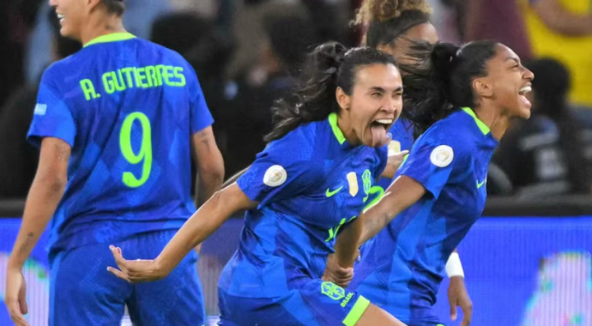 Brasil bate Colômbia nos pênaltis e conquista Copa América Feminina