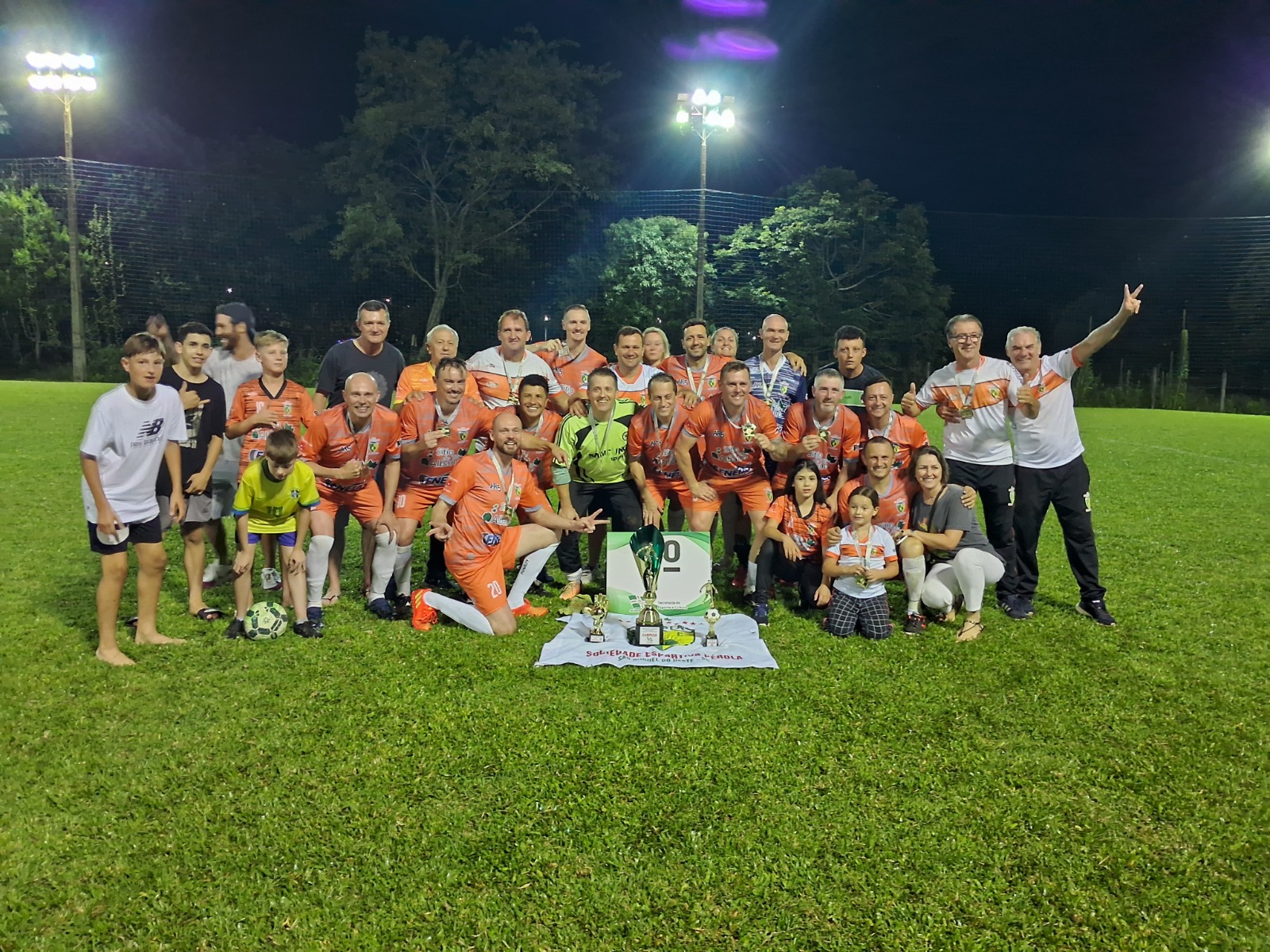 Pérola conquista o Municipal de Futebol Sete