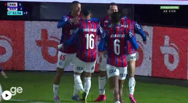 Bahia vence Bragantino e encosta no G-4 do Brasileirão