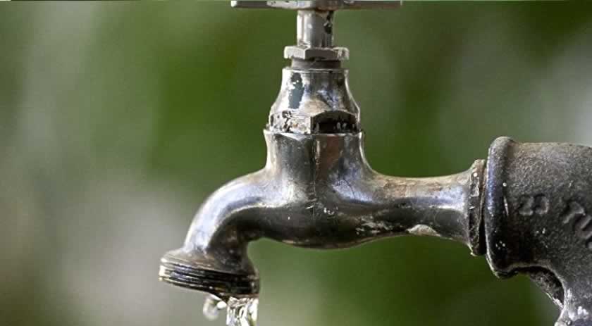 Casan orienta economia de água na região Oeste por conta da escassez de chuva