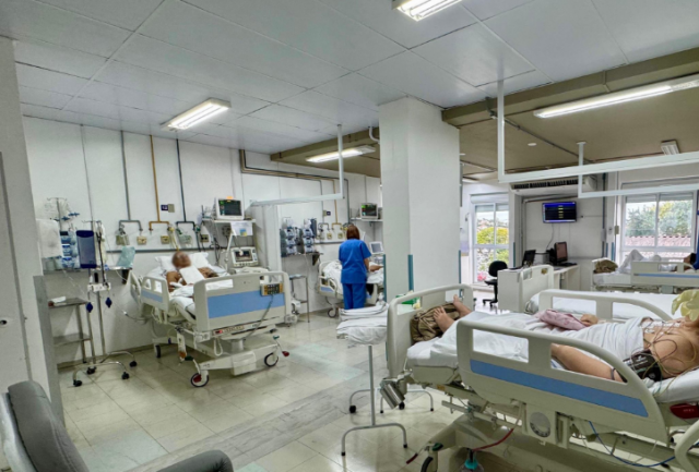 Ocupação de UTIs supera 90% em seis regiões de SC e acende alerta na saúde