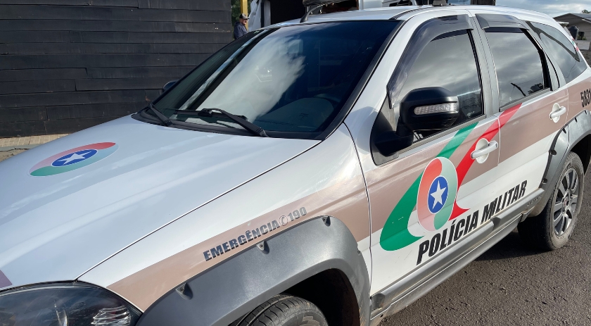 Polícia Militar cumpre mandado de prisão