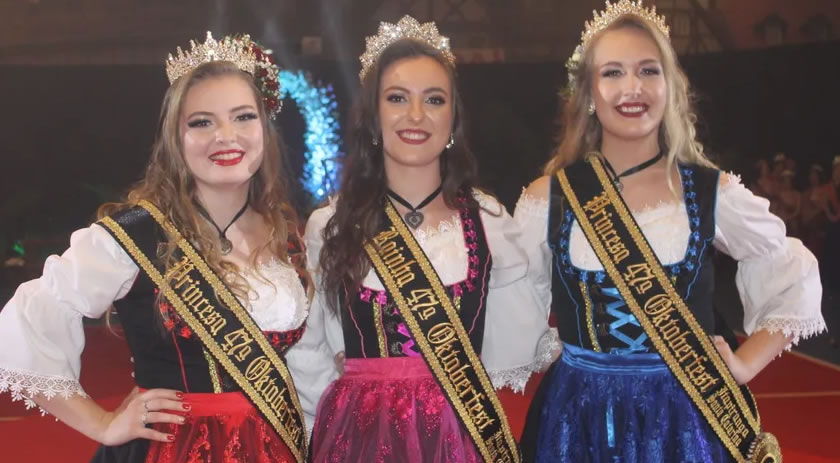 Gabriela, Emanuely e Stéfany são as soberanas da 47ª Oktoberfest