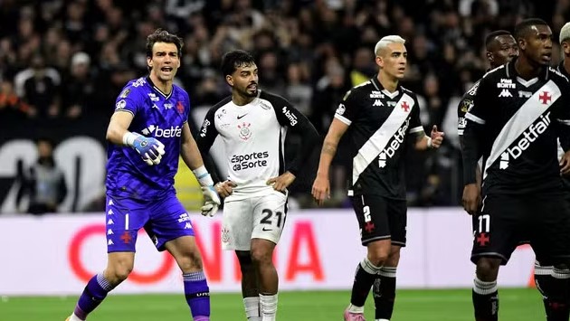 Corinthians e Vasco empatam no primeiro jogo da final da Copa do Brasil